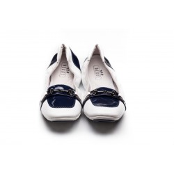 Stallion White with Navy