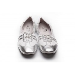 Mustang White & Silver